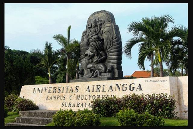 Daftar 5 Universitas Terbaik di Kota Surabaya Lengkap dengan Jurusannya